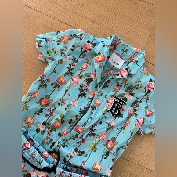 BURBERRY KIDS
TB Monogram Rose Print Shorts & shirt - Picture 5 of 8
